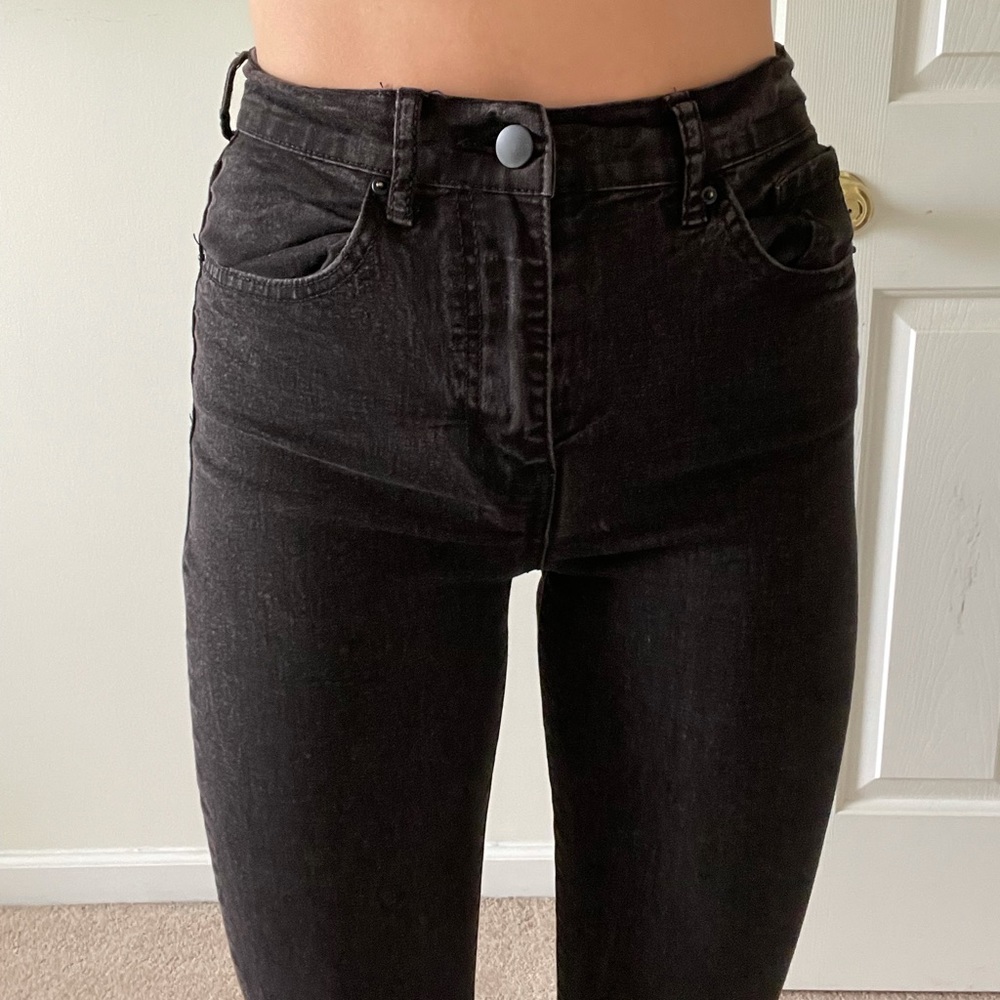 Forever 21 Black High Waisted skinny jeans